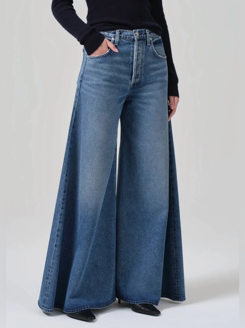 Citizens of Humanity Amari ultra wide leg jeans in Dweller medium dark wash